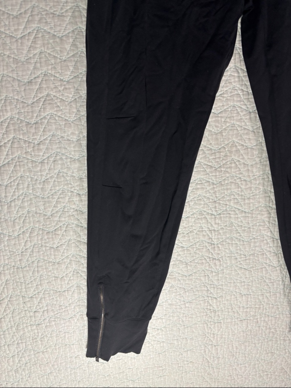 Athleta Black Trekkie North Joggers UPF 50+ - Picture 5 of 8